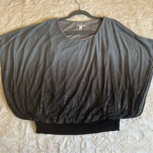 Chic Gray Top with Subtle Shimmer